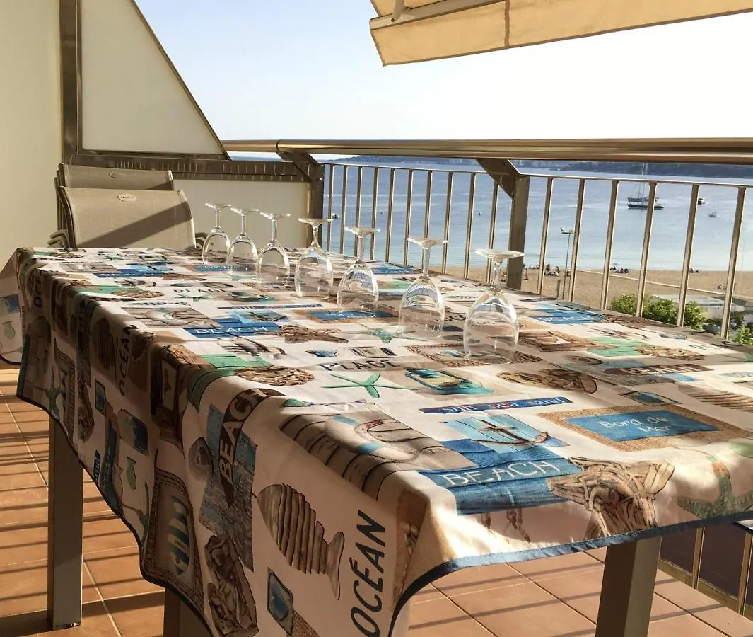Cozy Apartment In Palamos 65M² + Sea View